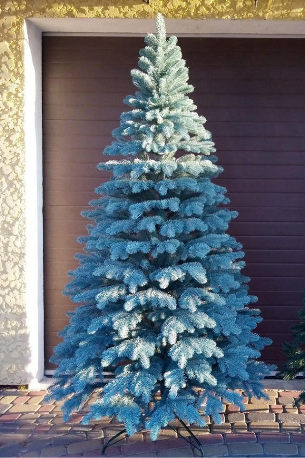 Литая искусственная голубая елка Vip Tree 210 см | Искусственная литая ель Литая искусственная голубая елка Vip Tree 210 см | Искусственная литая ель